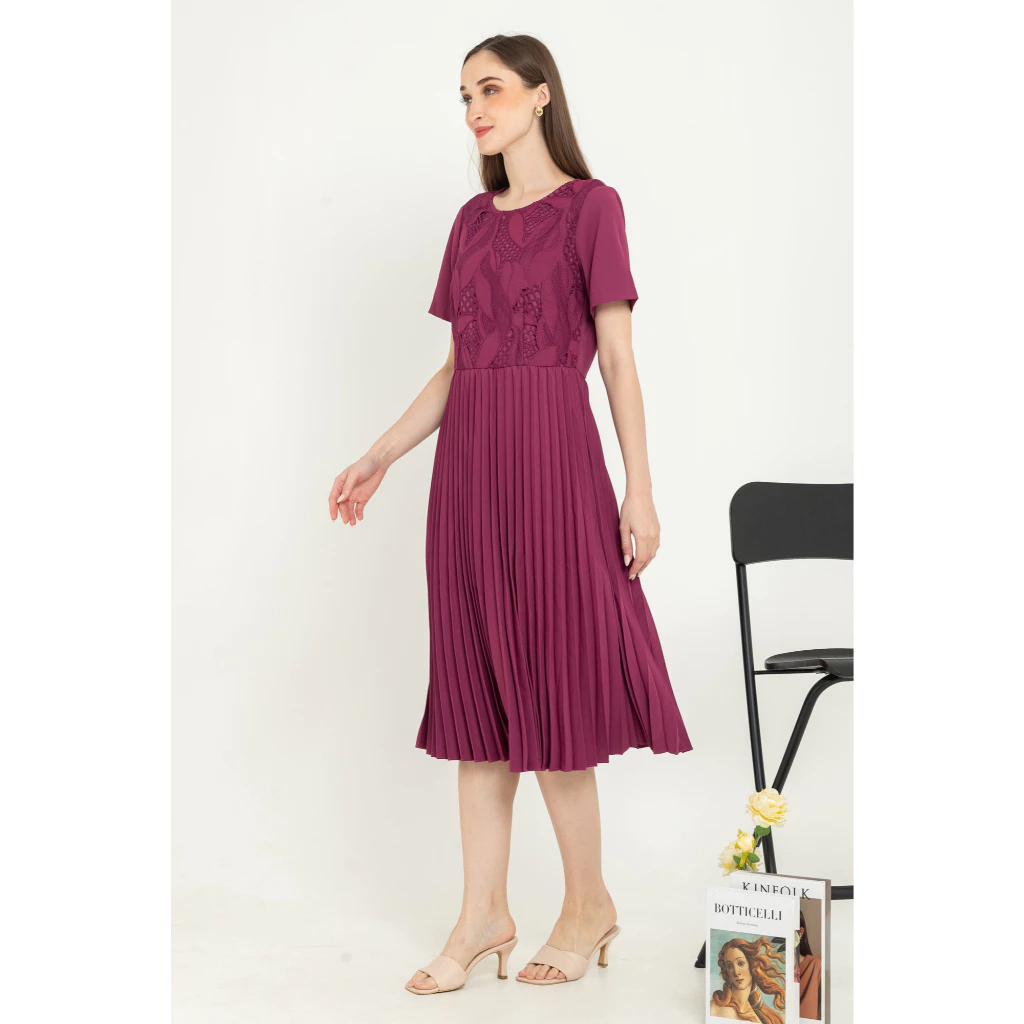 Dress thumbnail 5